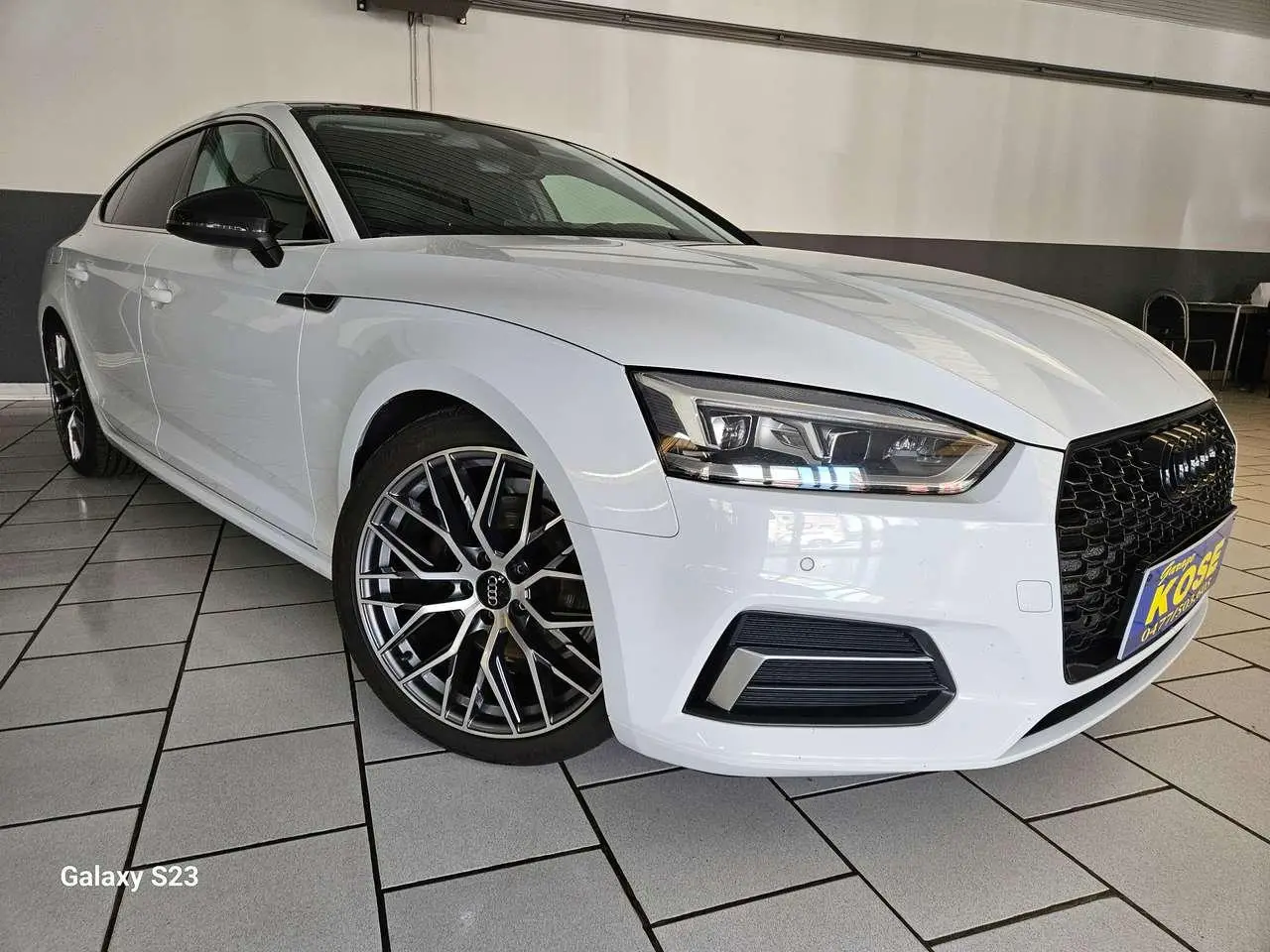 Photo 1 : Audi A5 2018 Petrol