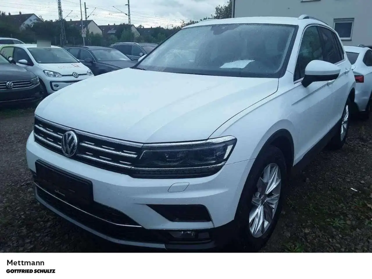 Photo 1 : Volkswagen Tiguan 2020 Essence