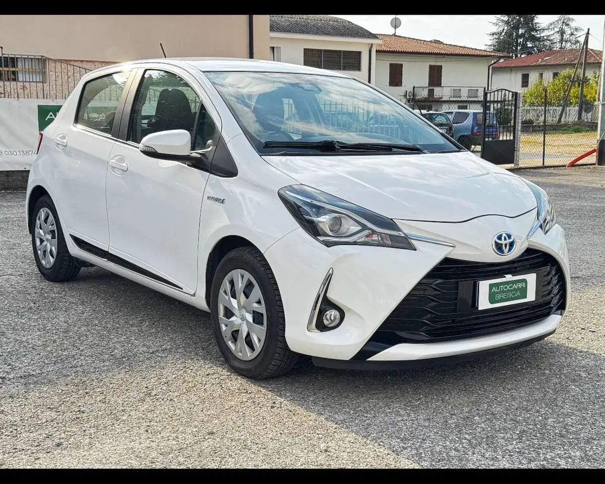 Photo 1 : Toyota Yaris 2019 Hybrid