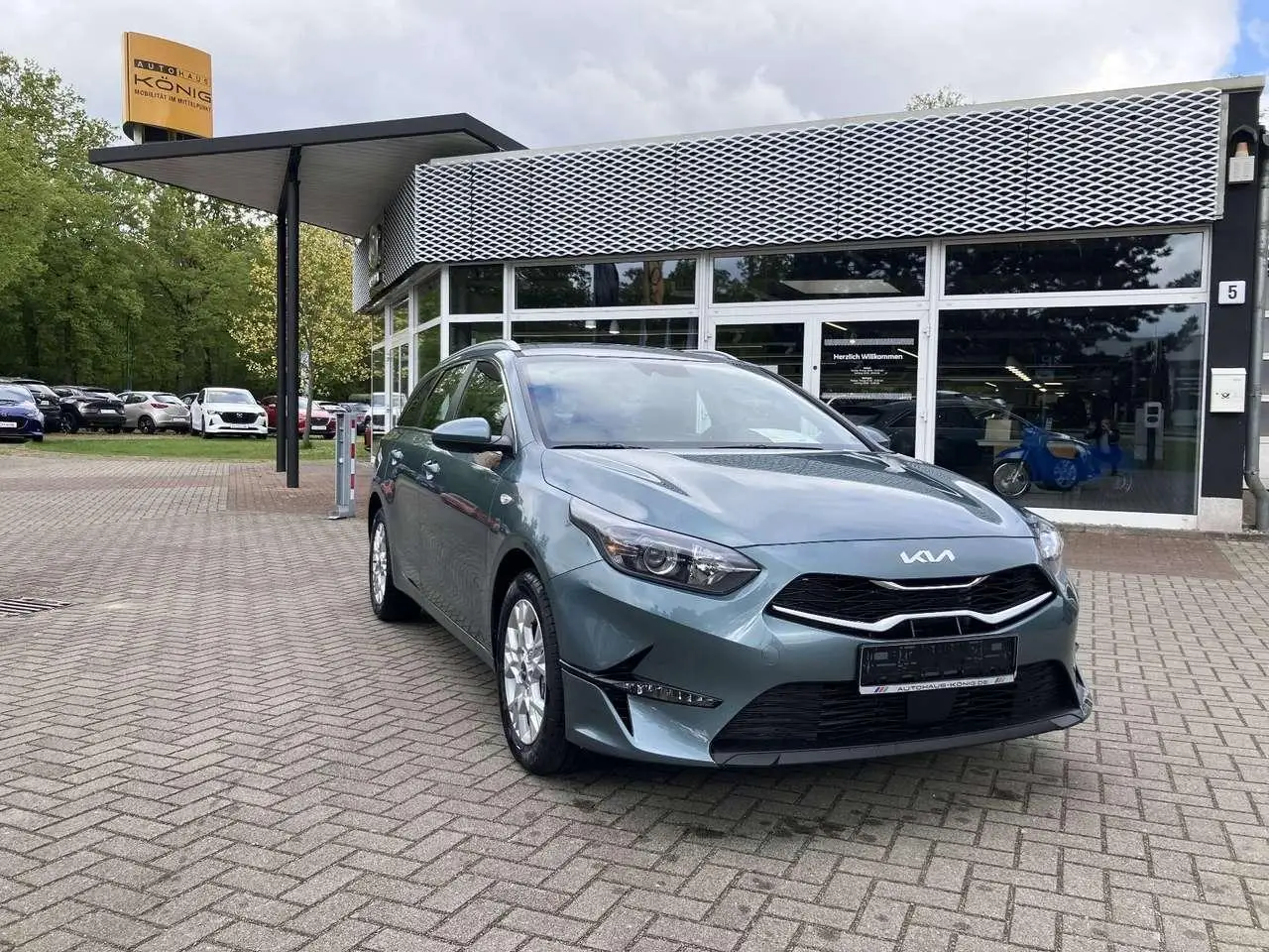 Photo 1 : Kia Ceed 2024 Petrol