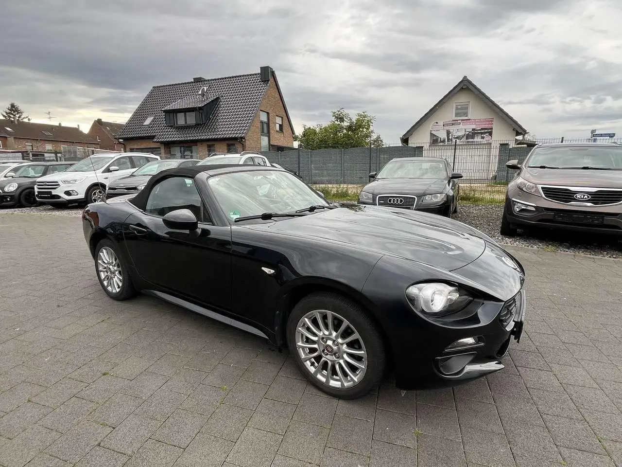 Photo 1 : Fiat 124 Spider 2018 Essence