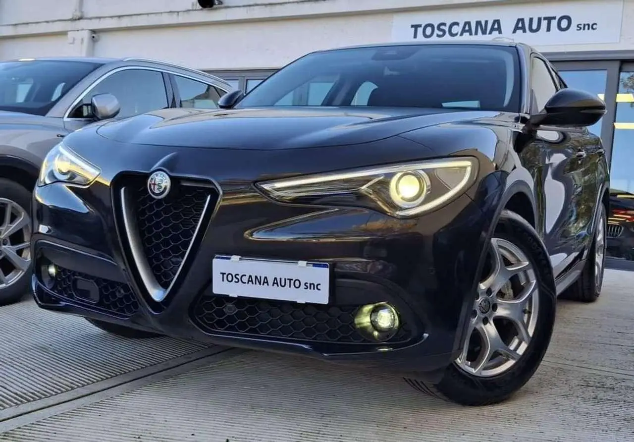 Photo 1 : Alfa Romeo Stelvio 2021 Diesel