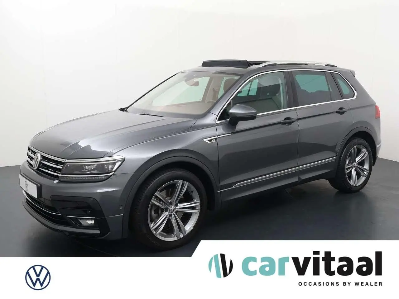 Photo 1 : Volkswagen Tiguan 2018 Essence