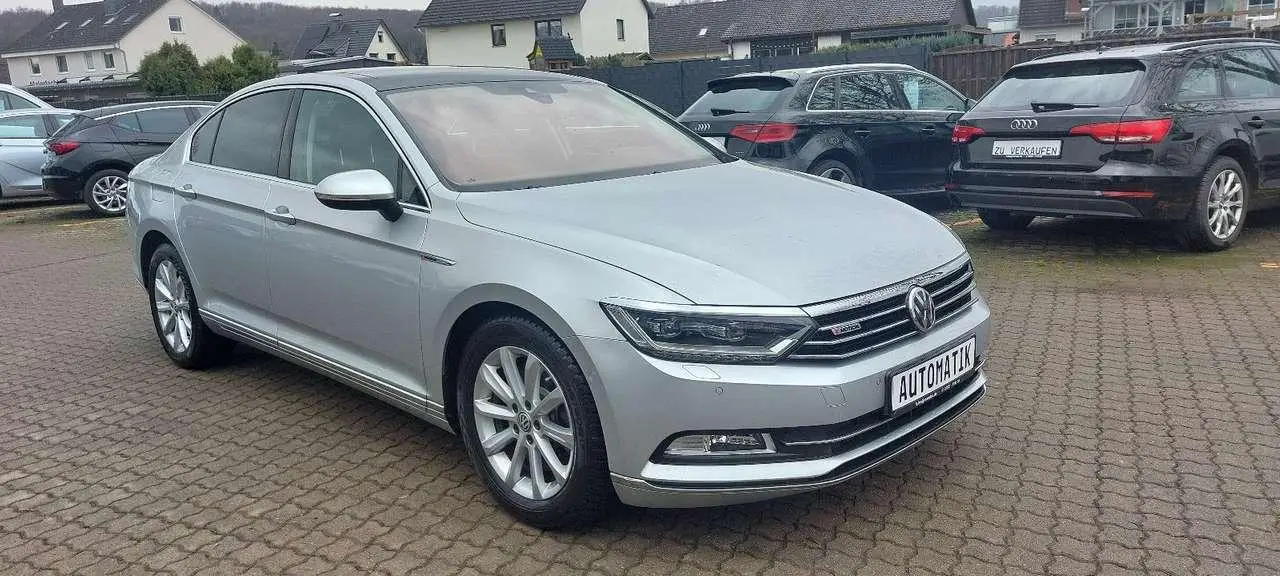 Photo 1 : Volkswagen Passat 2017 Diesel