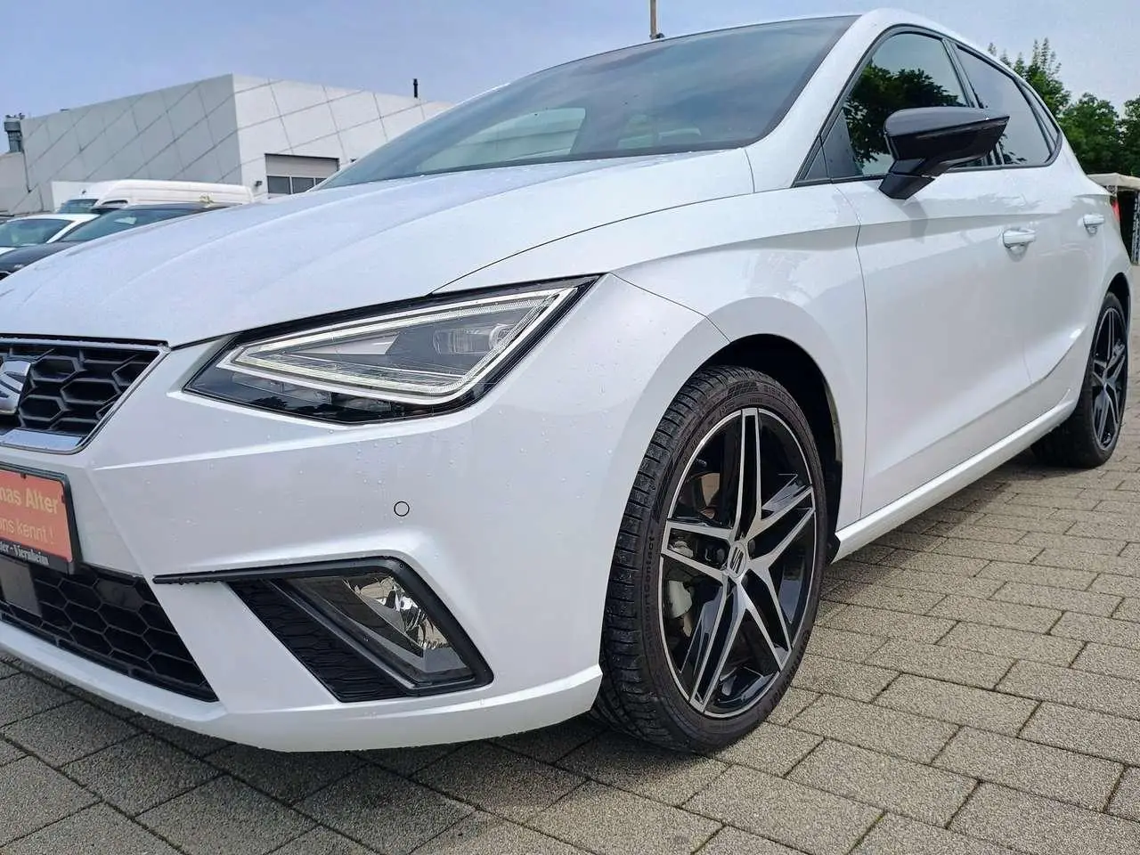 Photo 1 : Seat Ibiza 2022 Petrol