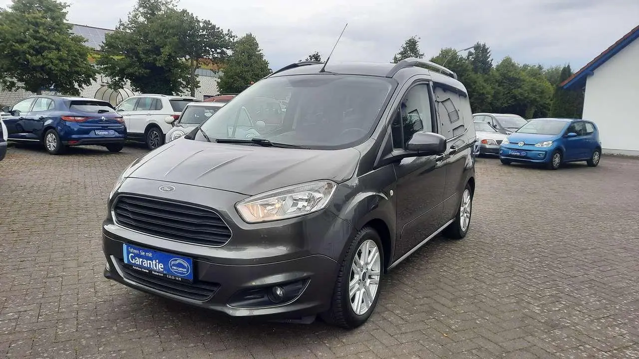 Photo 1 : Ford Tourneo 2017 Petrol