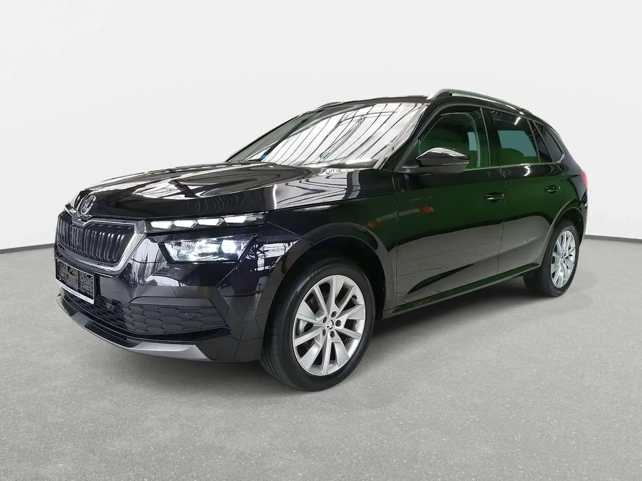 Photo 1 : Skoda Kamiq 2023 Petrol