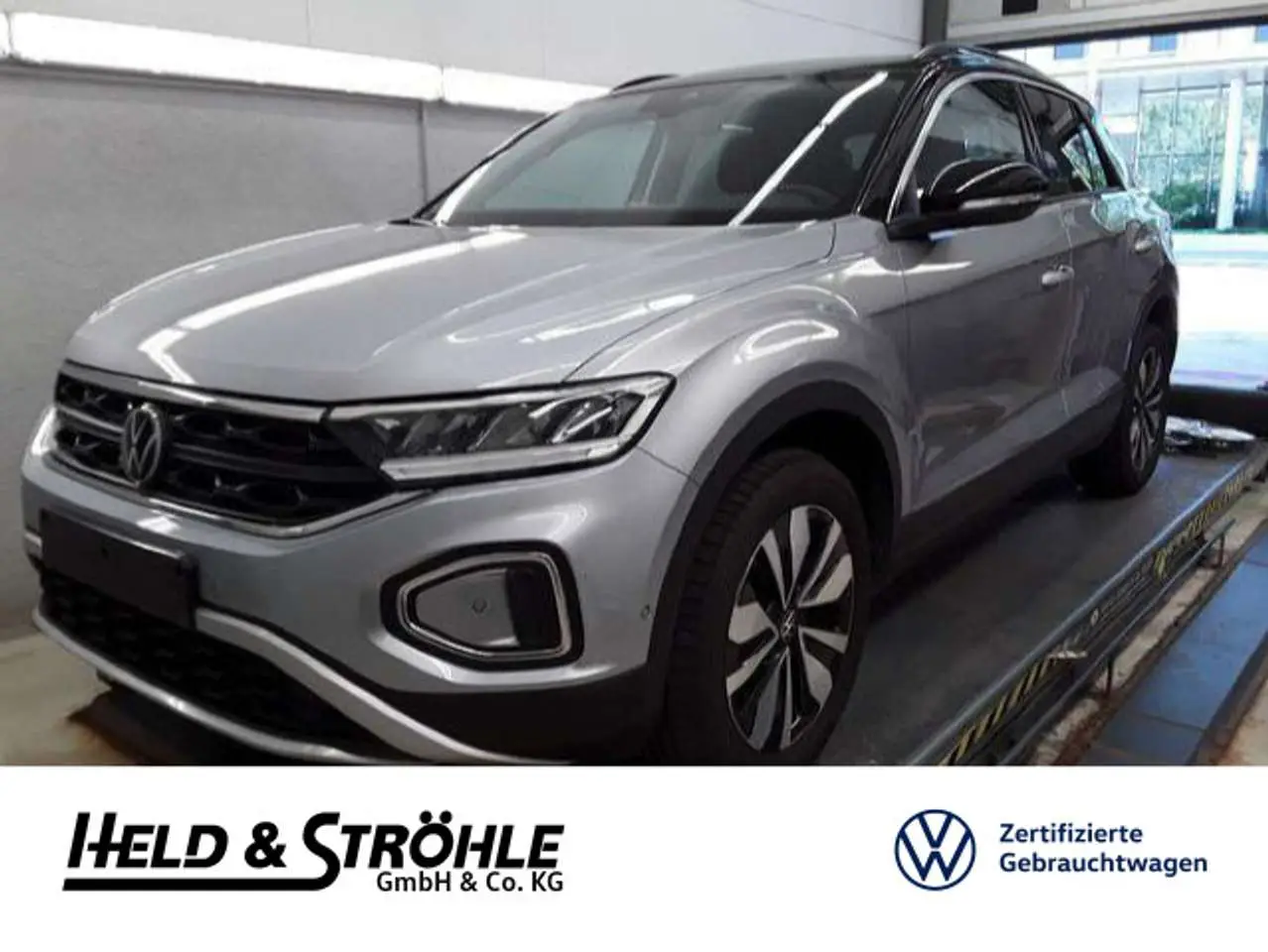 Photo 1 : Volkswagen T-roc 2023 Essence