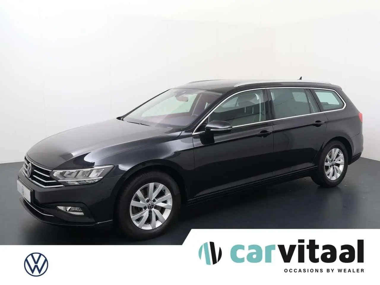 Photo 1 : Volkswagen Passat 2022 Essence