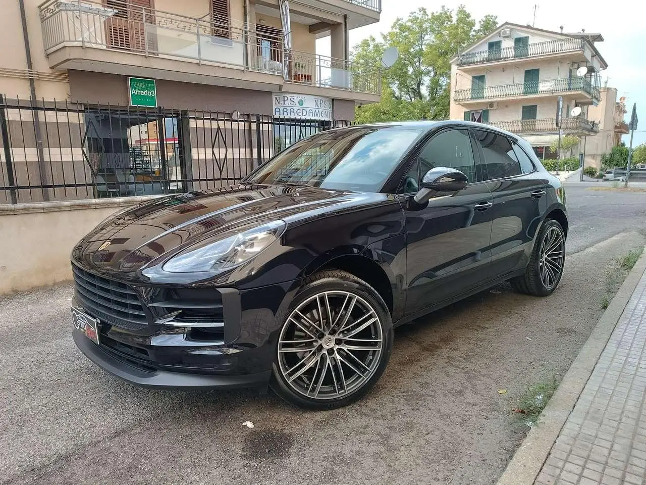 Photo 1 : Porsche Macan 2020 Petrol