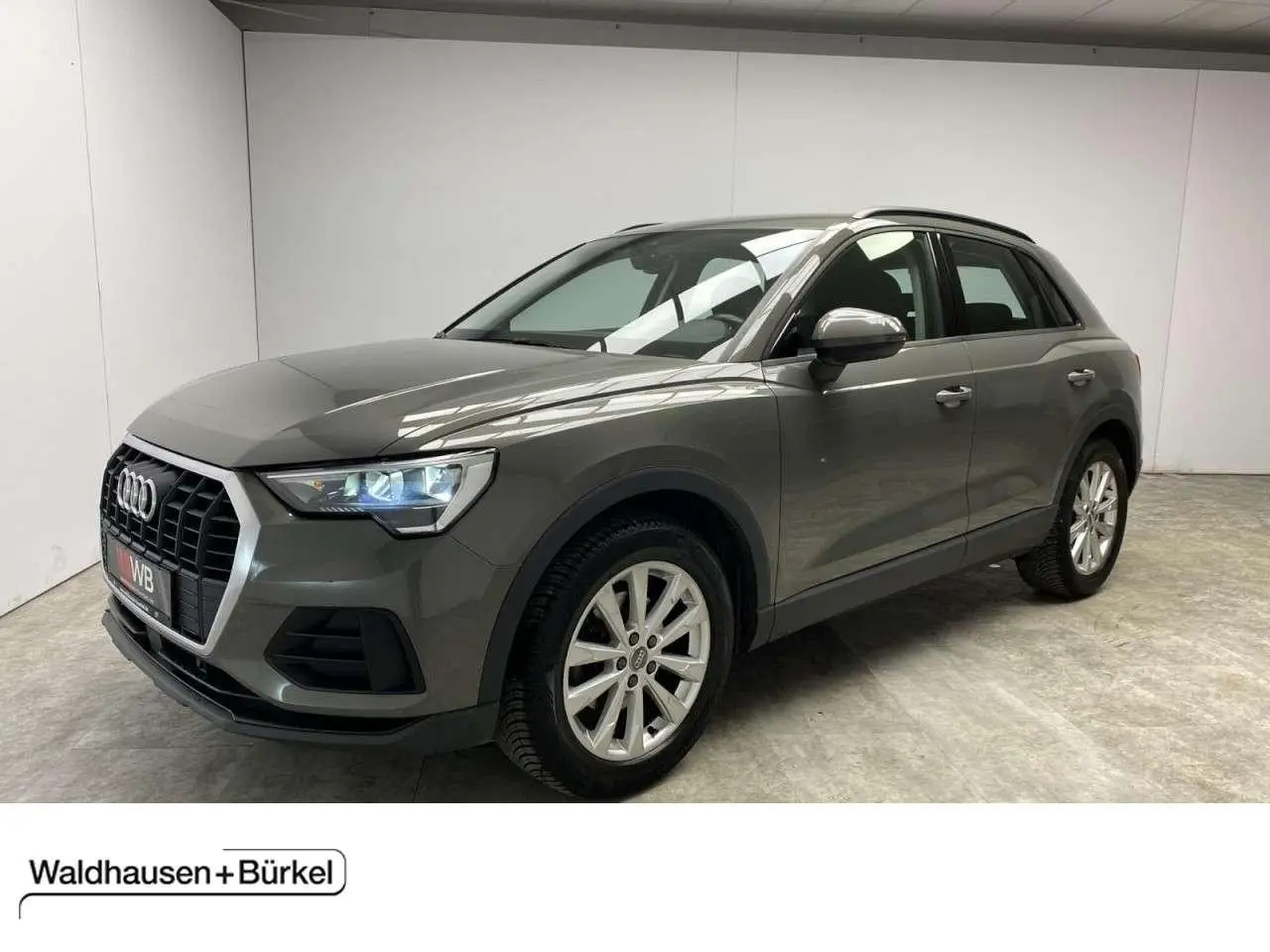 Photo 1 : Audi Q3 2019 Petrol