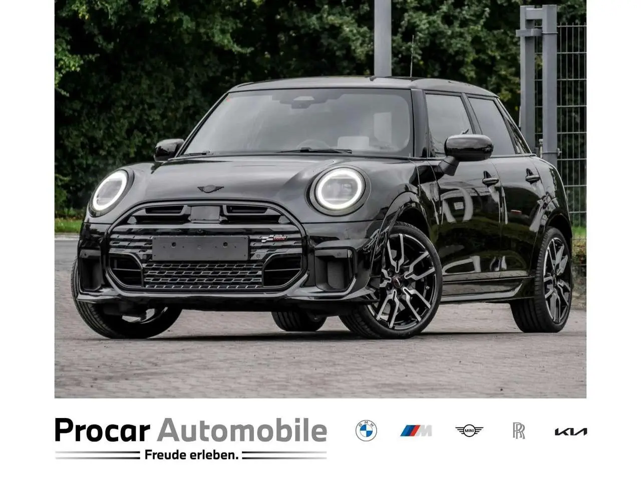 Photo 1 : Mini Cooper 2024 Petrol