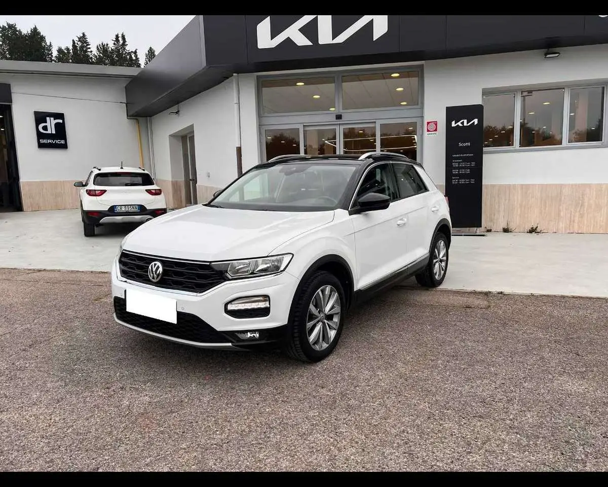 Photo 1 : Volkswagen T-roc 2019 Essence