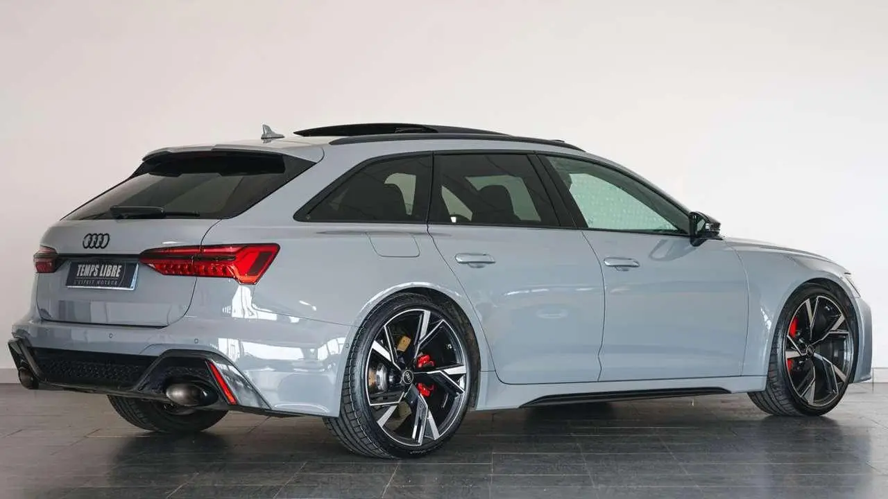 Photo 1 : Audi Rs6 2022 Essence