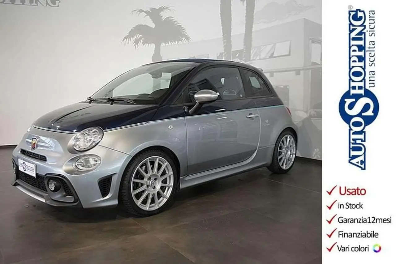 Photo 1 : Abarth 695 2018 Essence