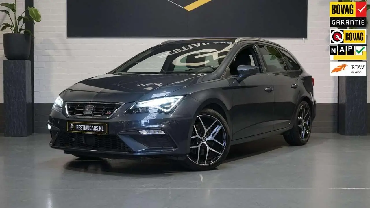 Photo 1 : Seat Leon 2018 Petrol