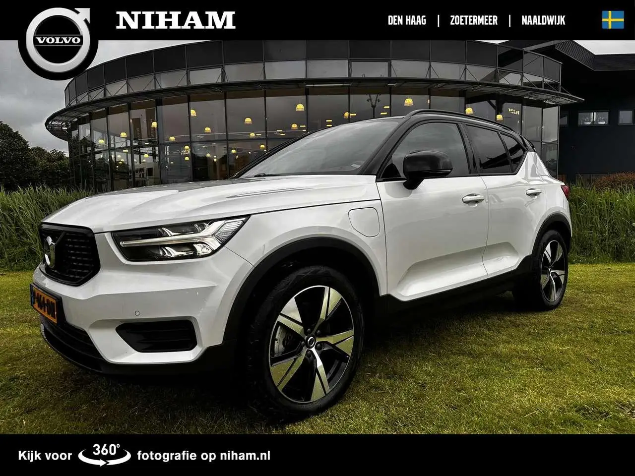 Photo 1 : Volvo Xc40 2022 Hybride