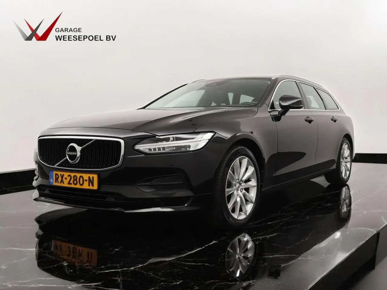 Photo 1 : Volvo V90 2018 Petrol