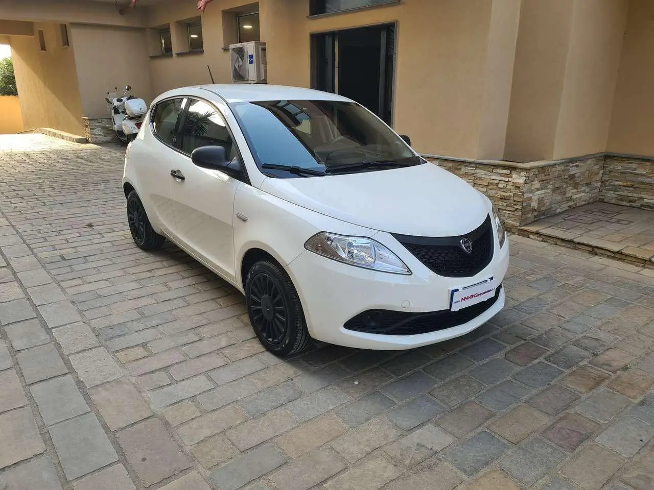 Photo 1 : Lancia Ypsilon 2021 Hybride