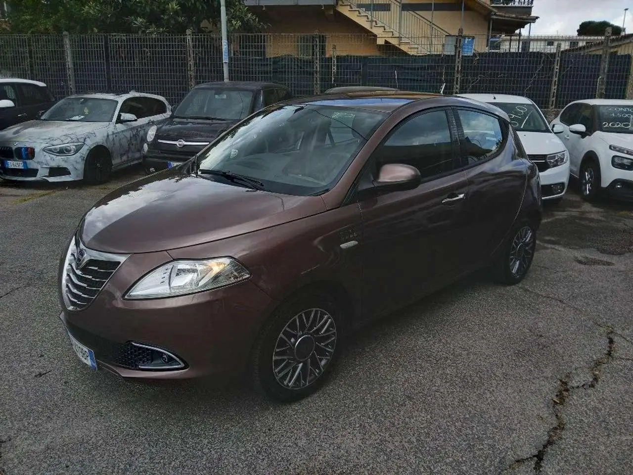 Photo 1 : Lancia Ypsilon 2015 Petrol