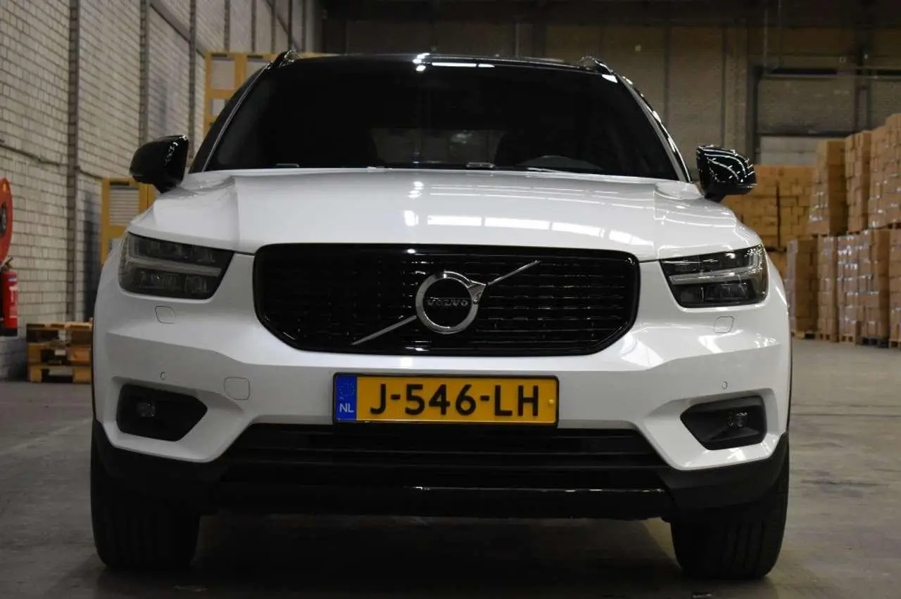 Photo 1 : Volvo Xc40 2020 Hybride