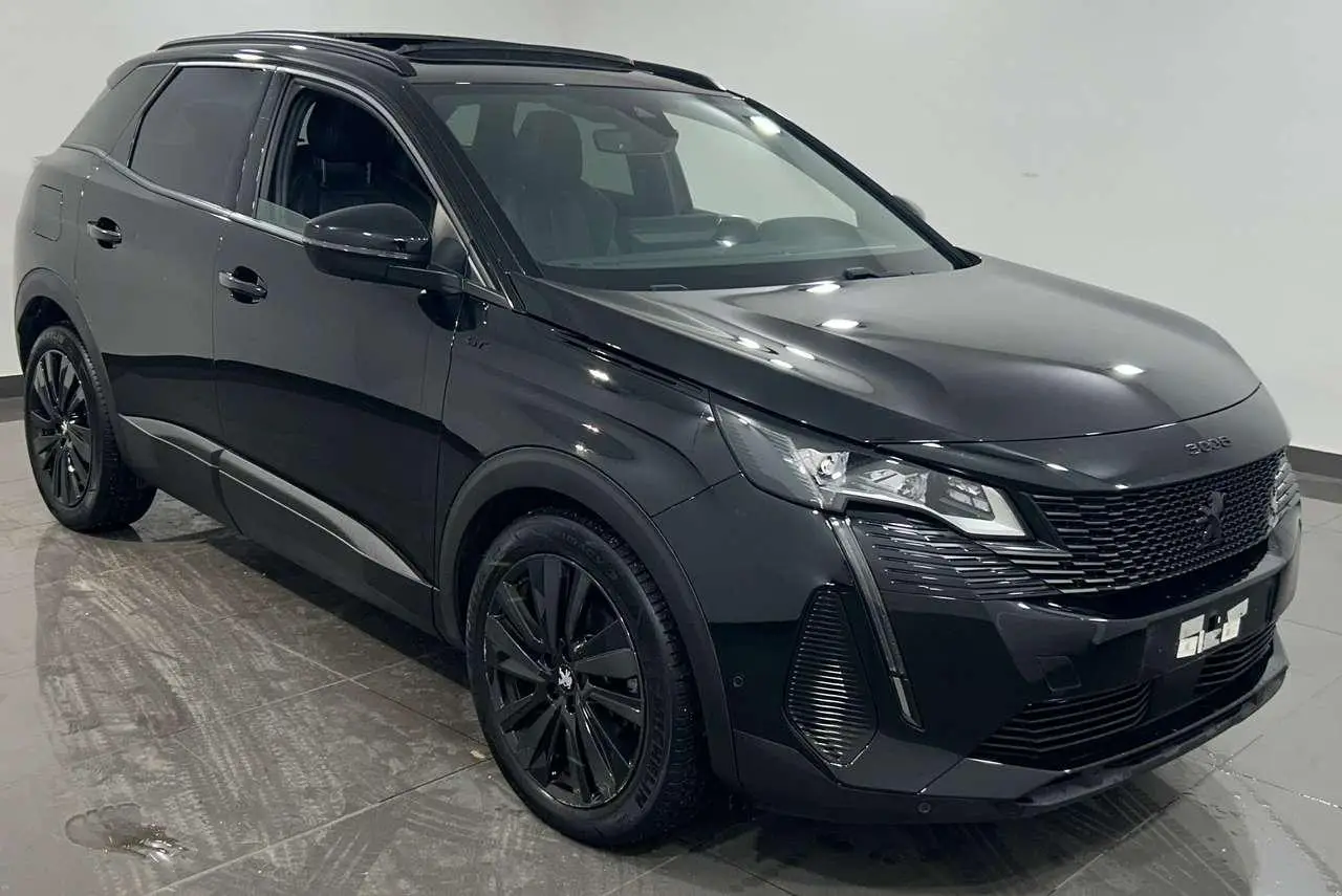 Photo 1 : Peugeot 3008 2023 Diesel