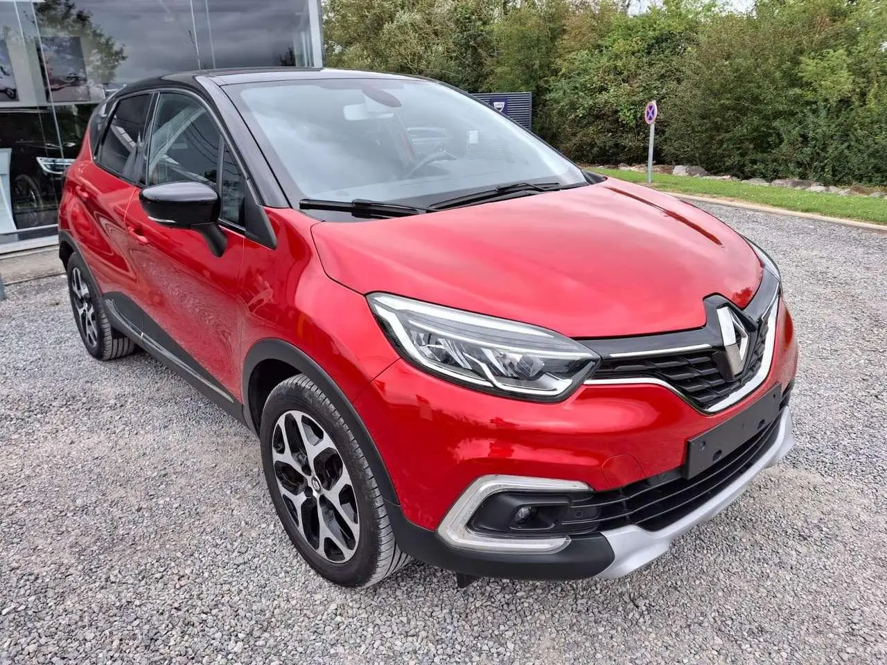 Photo 1 : Renault Captur 2019 Essence