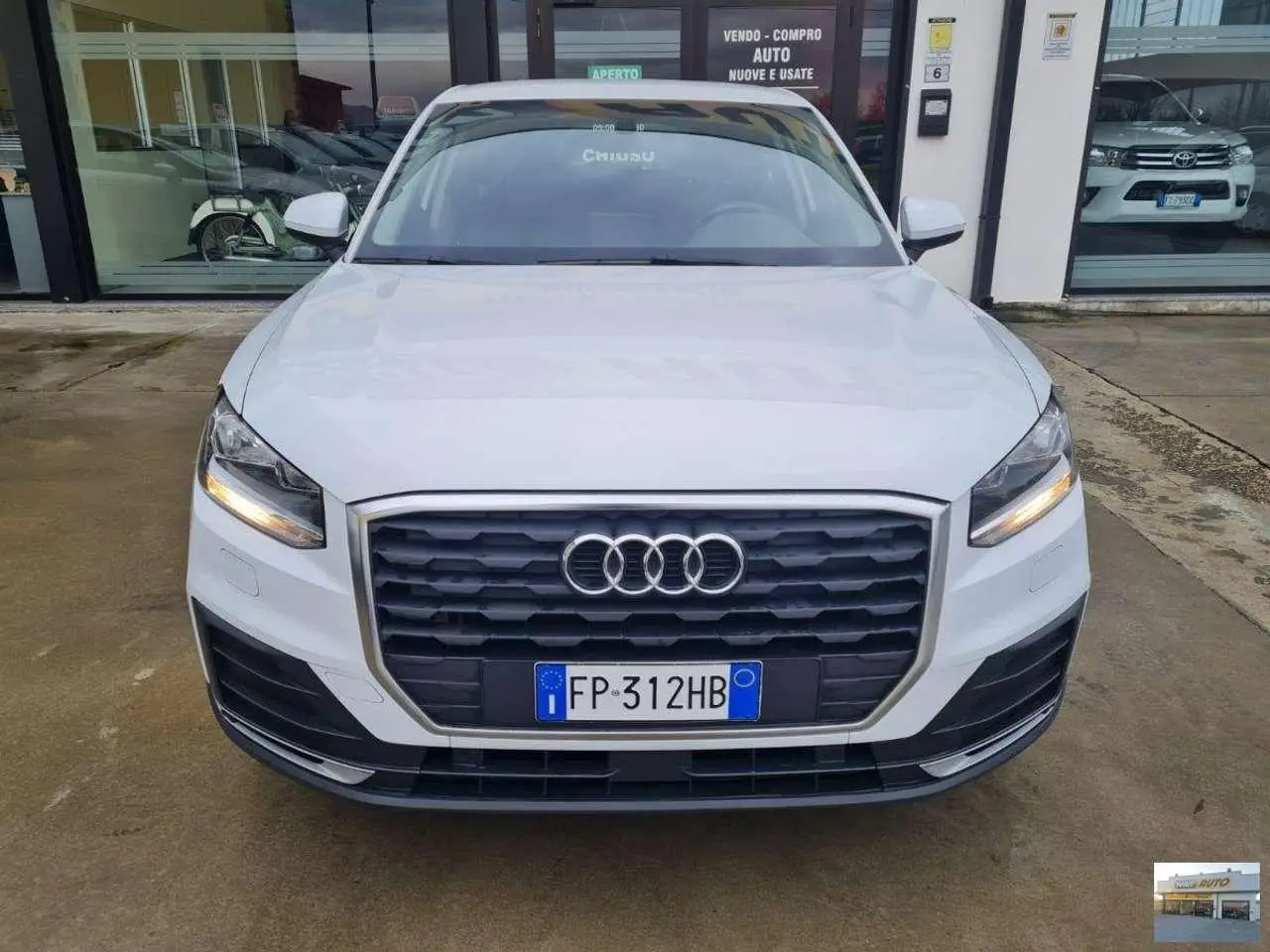 Photo 1 : Audi Q2 2018 Diesel