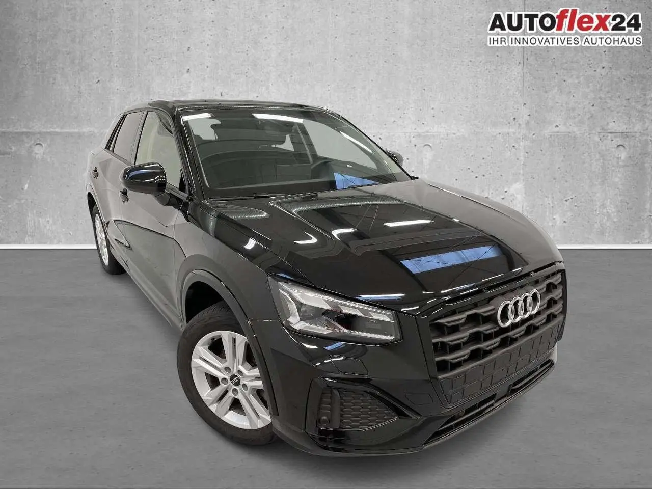 Photo 1 : Audi Q2 2023 Essence