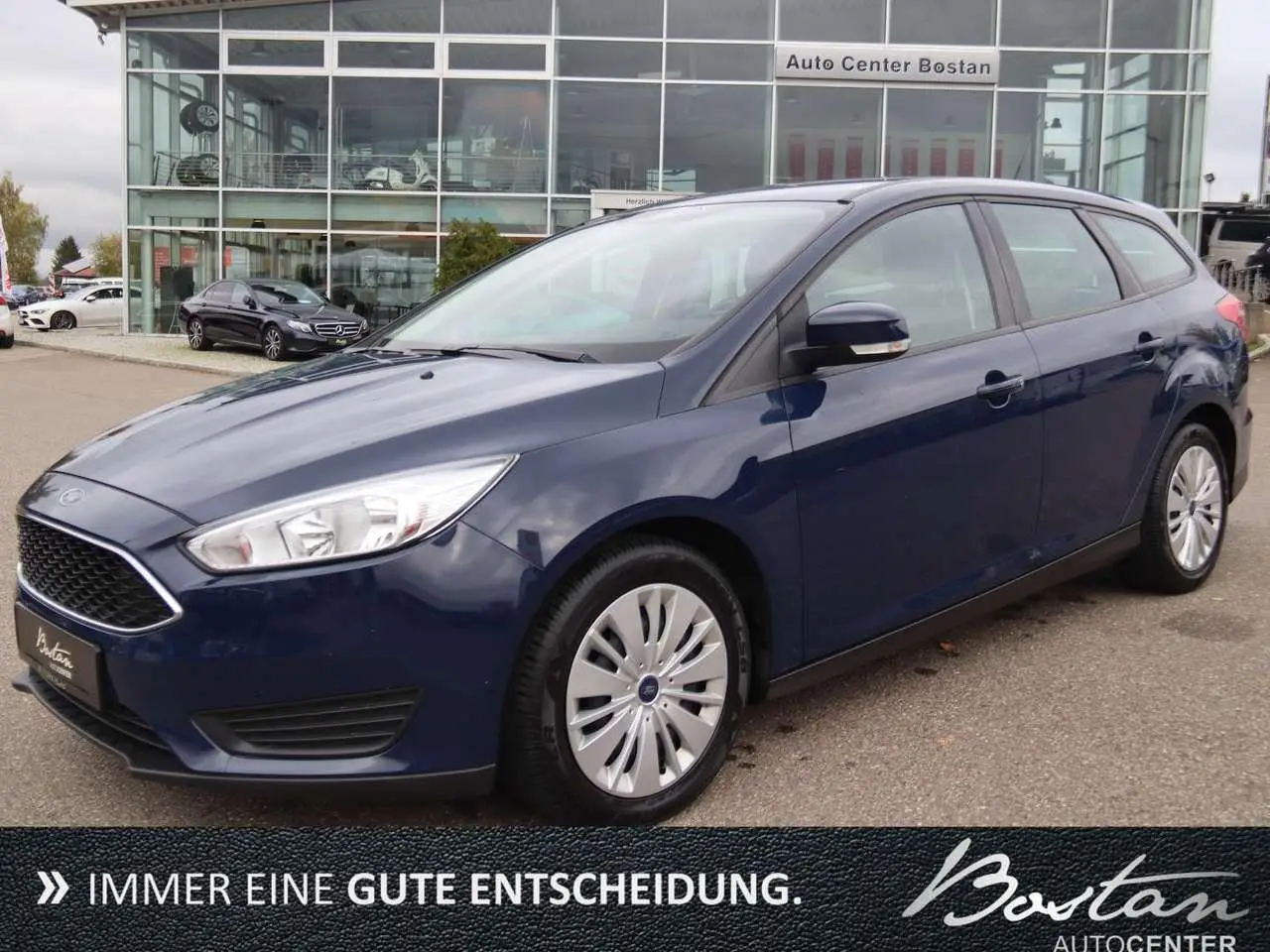 Photo 1 : Ford Focus 2016 Petrol