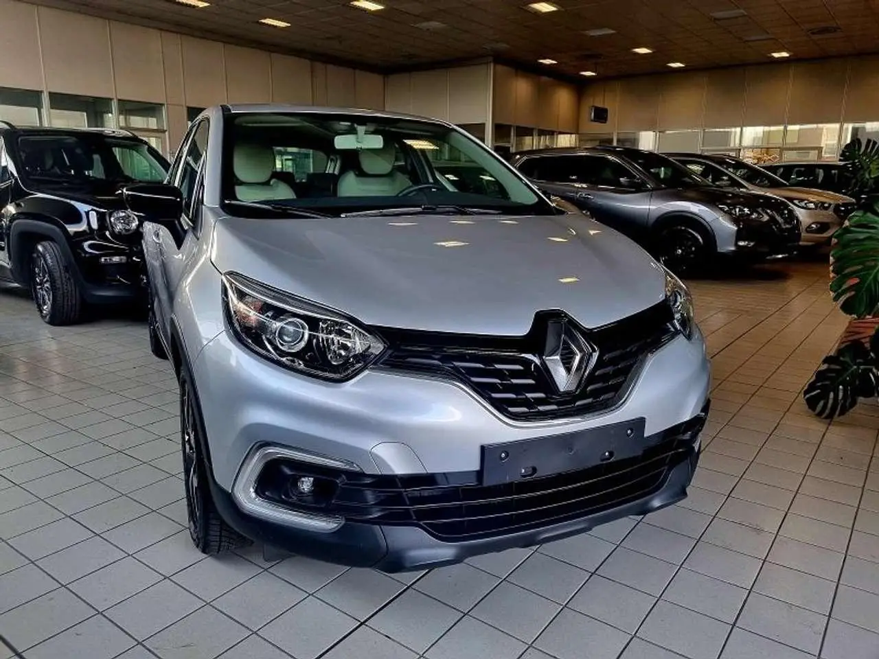 Photo 1 : Renault Captur 2019 LPG