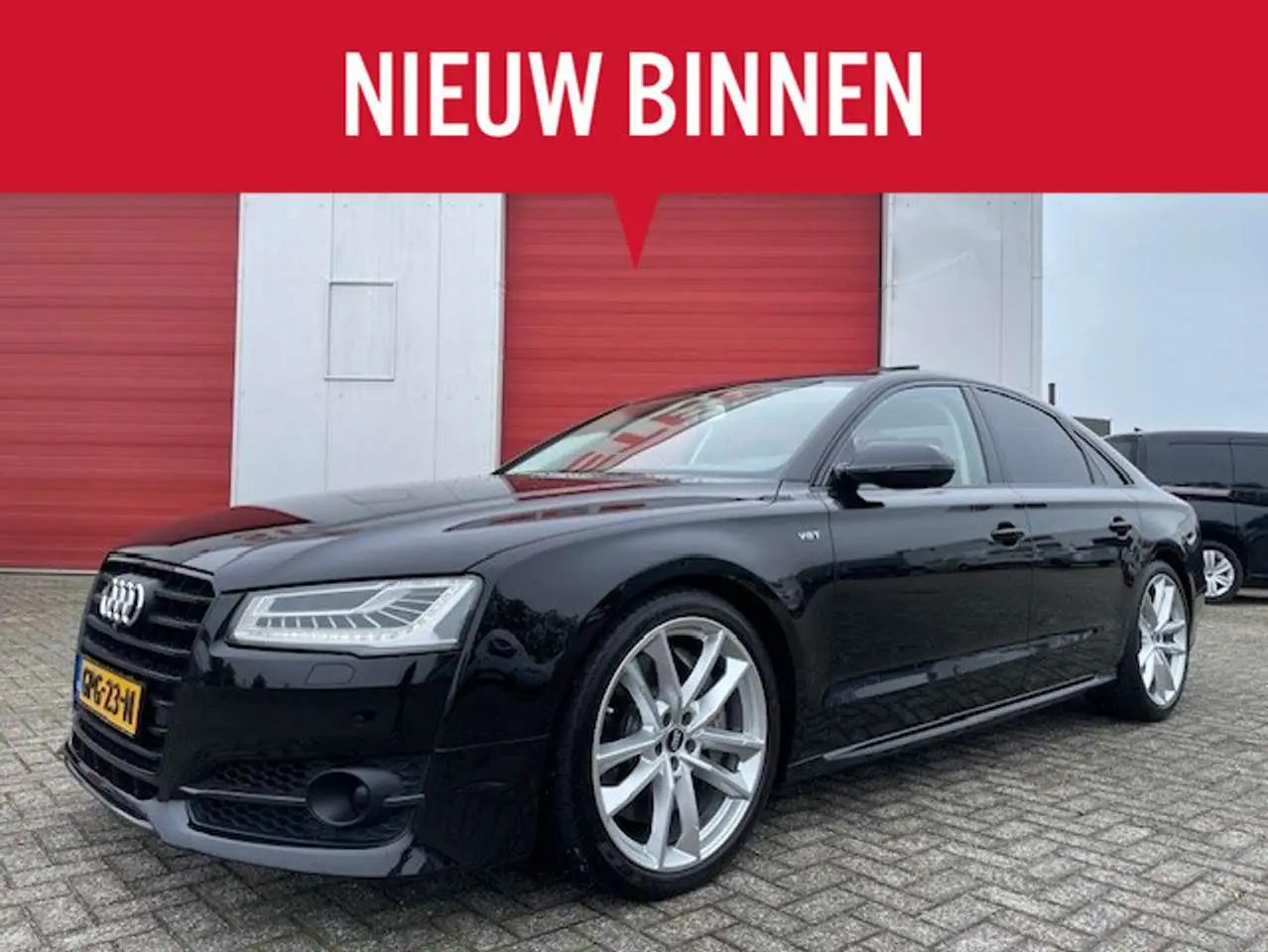 Photo 1 : Audi S8 2017 Petrol