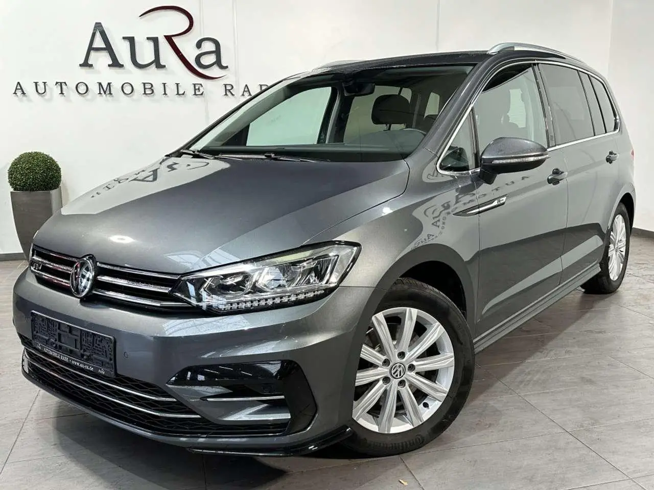 Photo 1 : Volkswagen Touran 2019 Essence