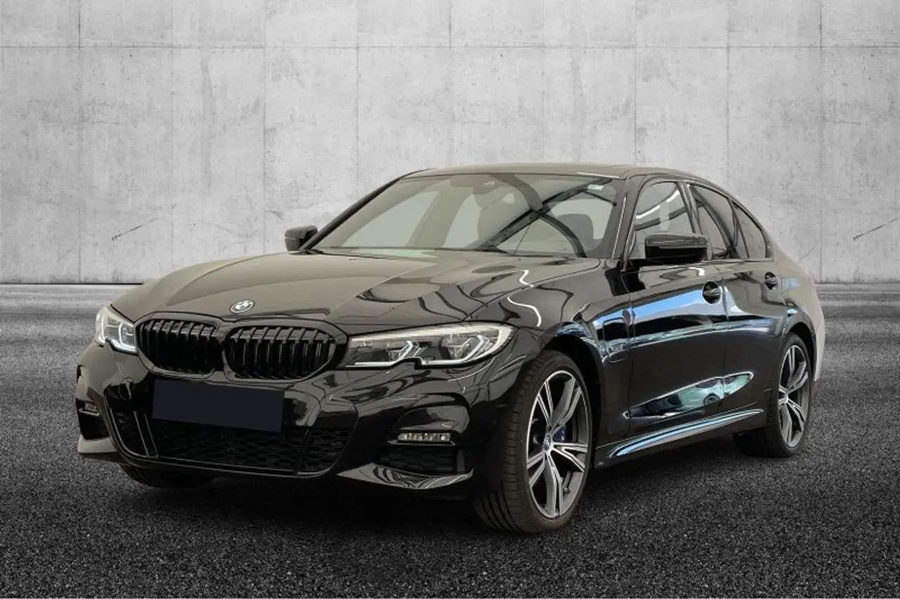 Photo 1 : Bmw Serie 3 2021 Hybrid