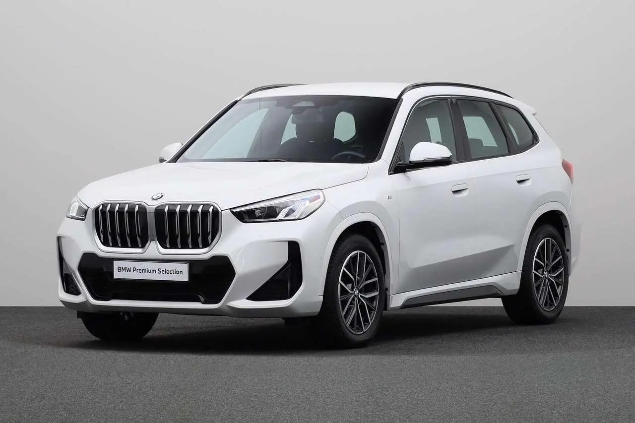 Photo 1 : Bmw X1 2023 Essence