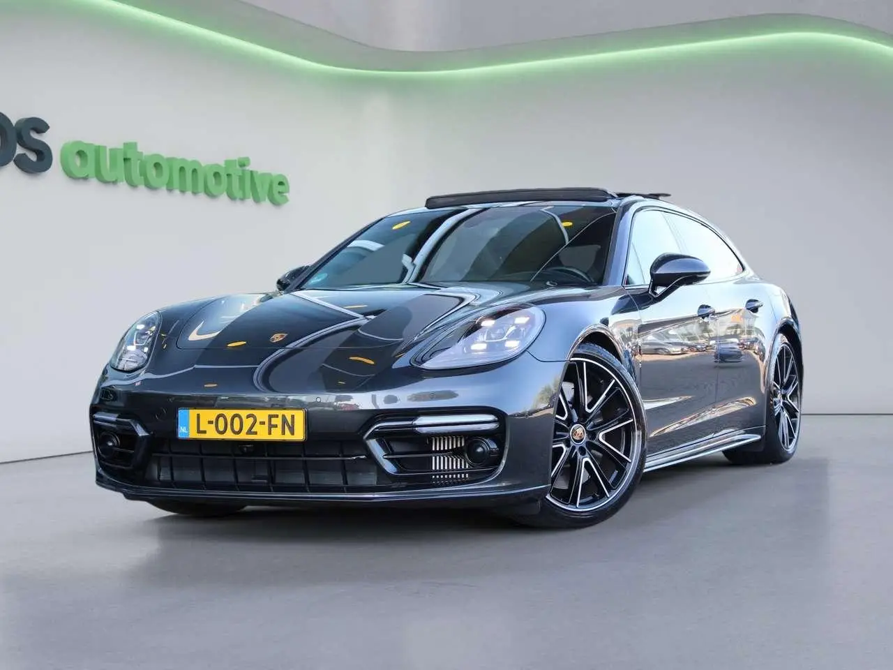 Photo 1 : Porsche Panamera 2021 Hybrid