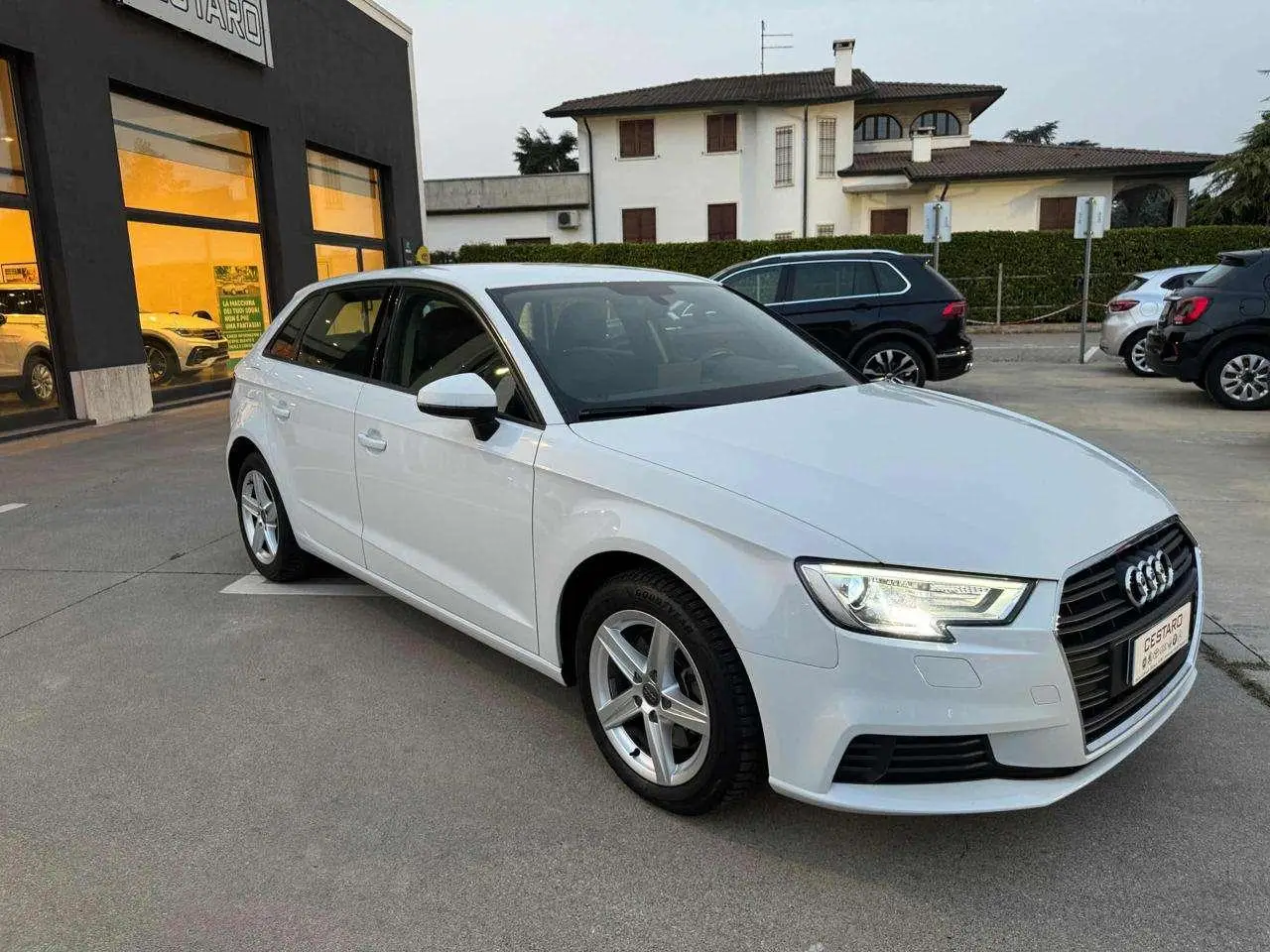 Photo 1 : Audi A3 2019 Diesel