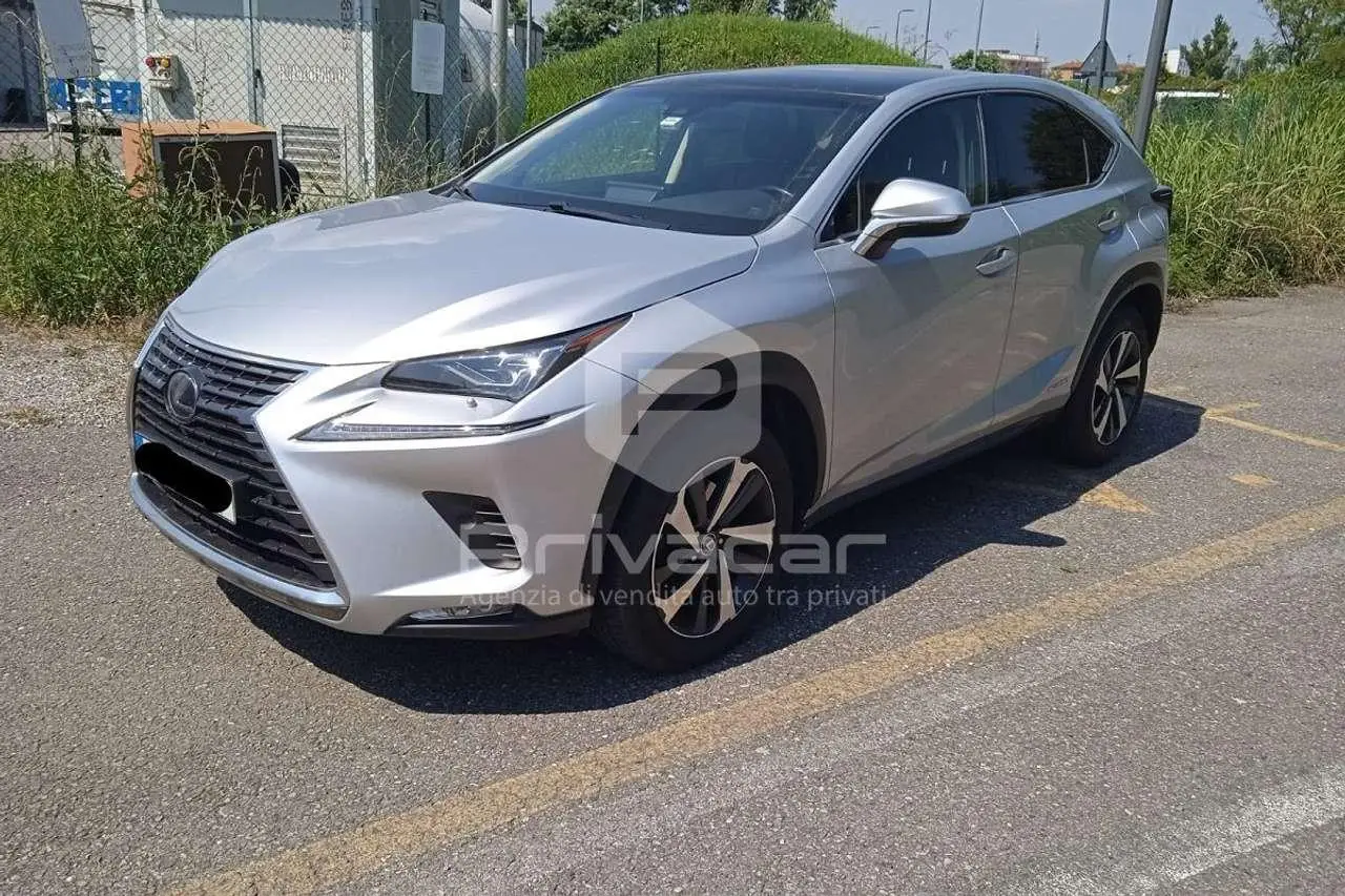 Photo 1 : Lexus Nx 2017 Hybrid