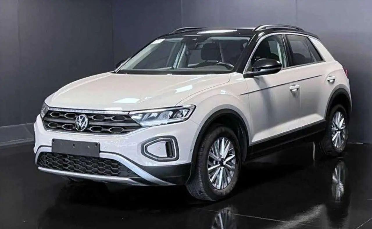 Photo 1 : Volkswagen T-roc 2022 Petrol