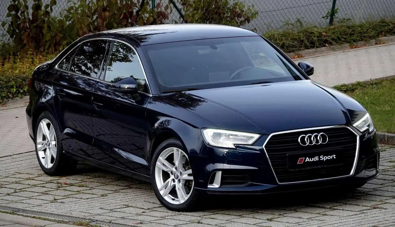 Photo 1 : Audi A3 2019 Diesel