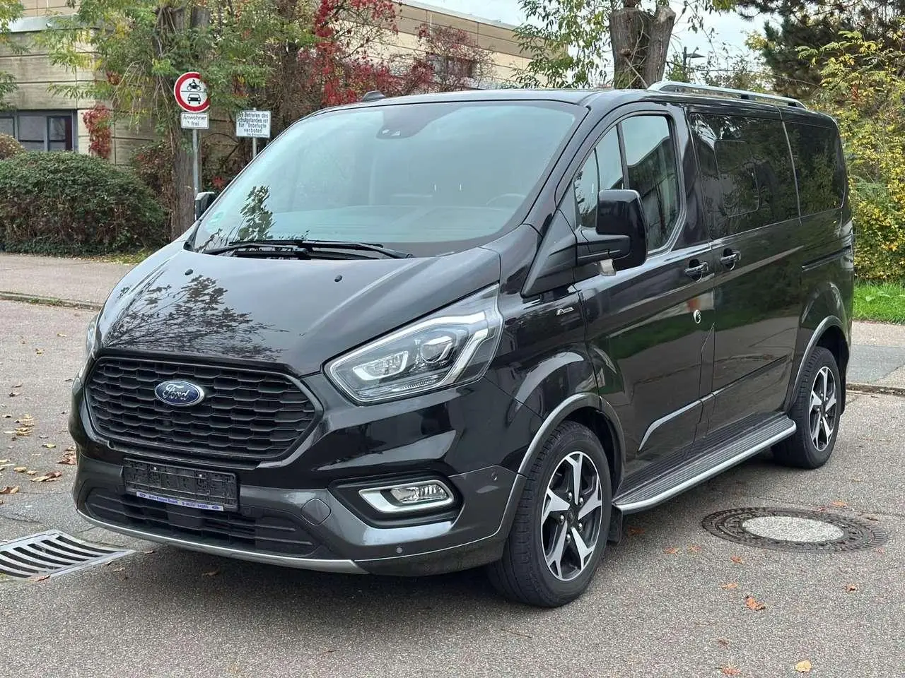 Photo 1 : Ford Tourneo 2021 Hybride