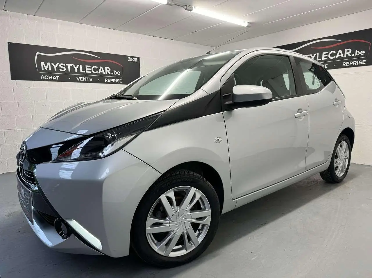 Photo 1 : Toyota Aygo 2015 Petrol