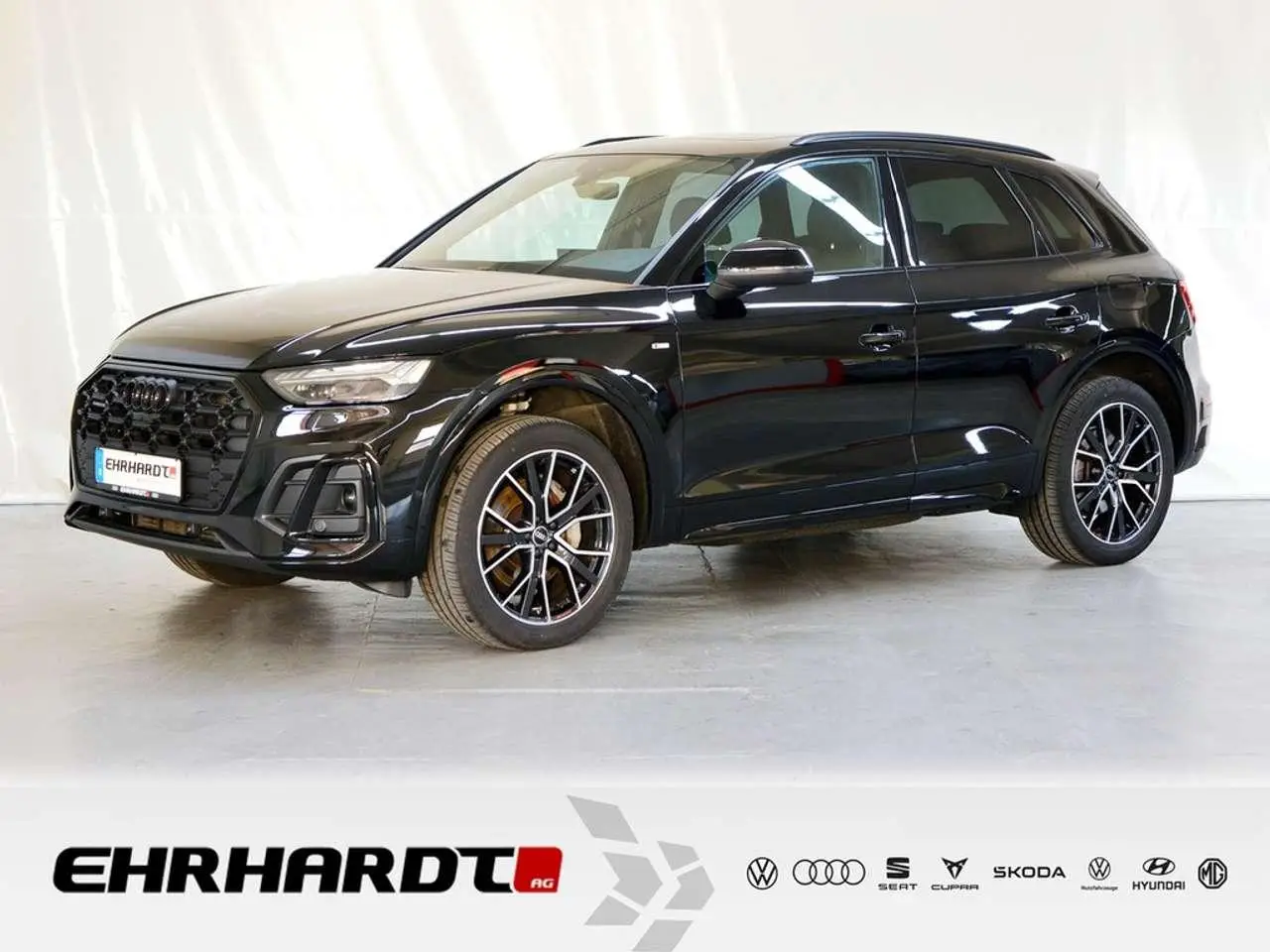 Photo 1 : Audi Q5 2021 Hybride