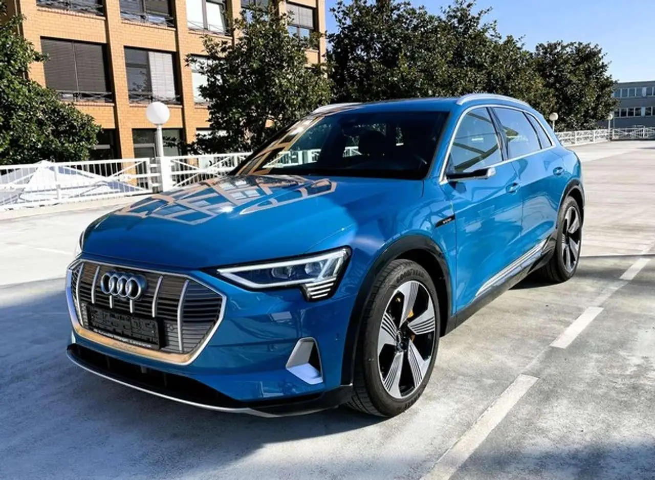 Photo 1 : Audi E-tron 2020 Electric