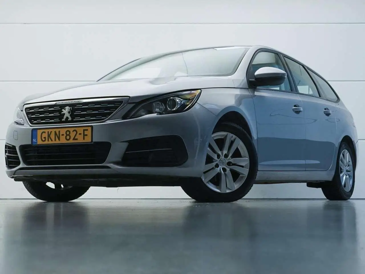 Photo 1 : Peugeot 308 2019 Essence