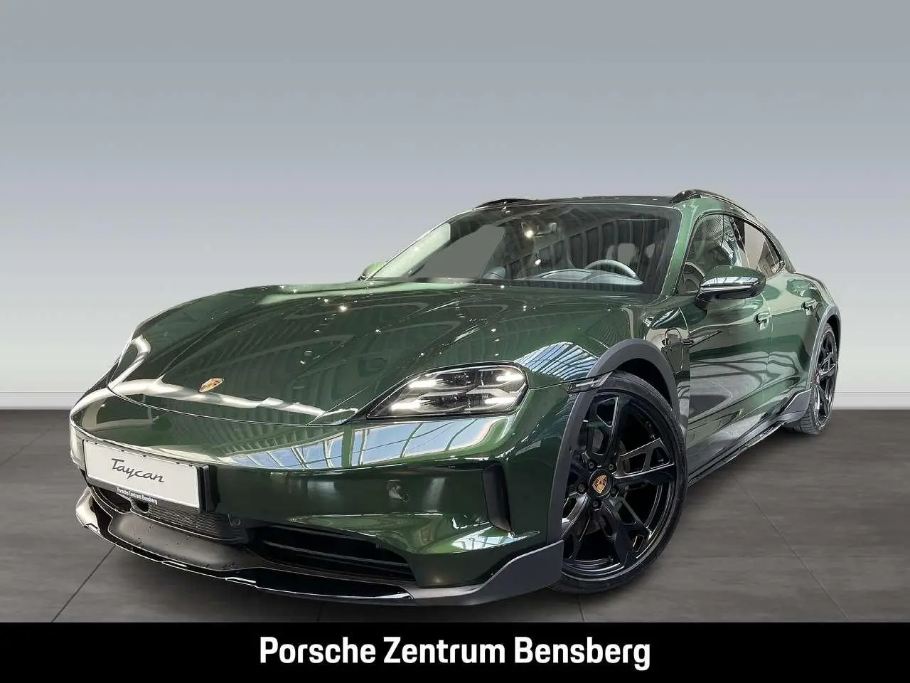 Photo 1 : Porsche Taycan 2024 Electric