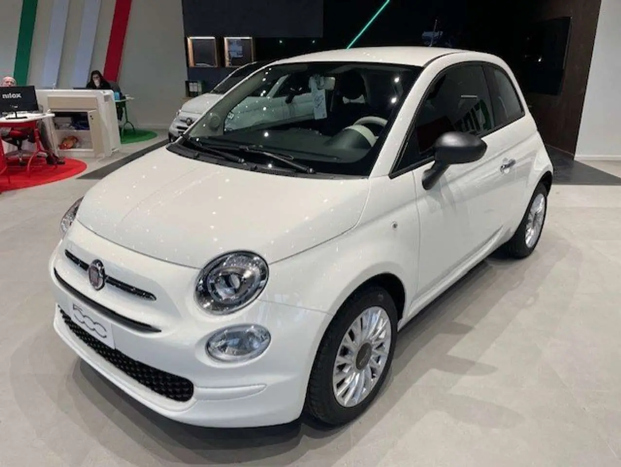 Photo 1 : Fiat 500 2023 Hybrid