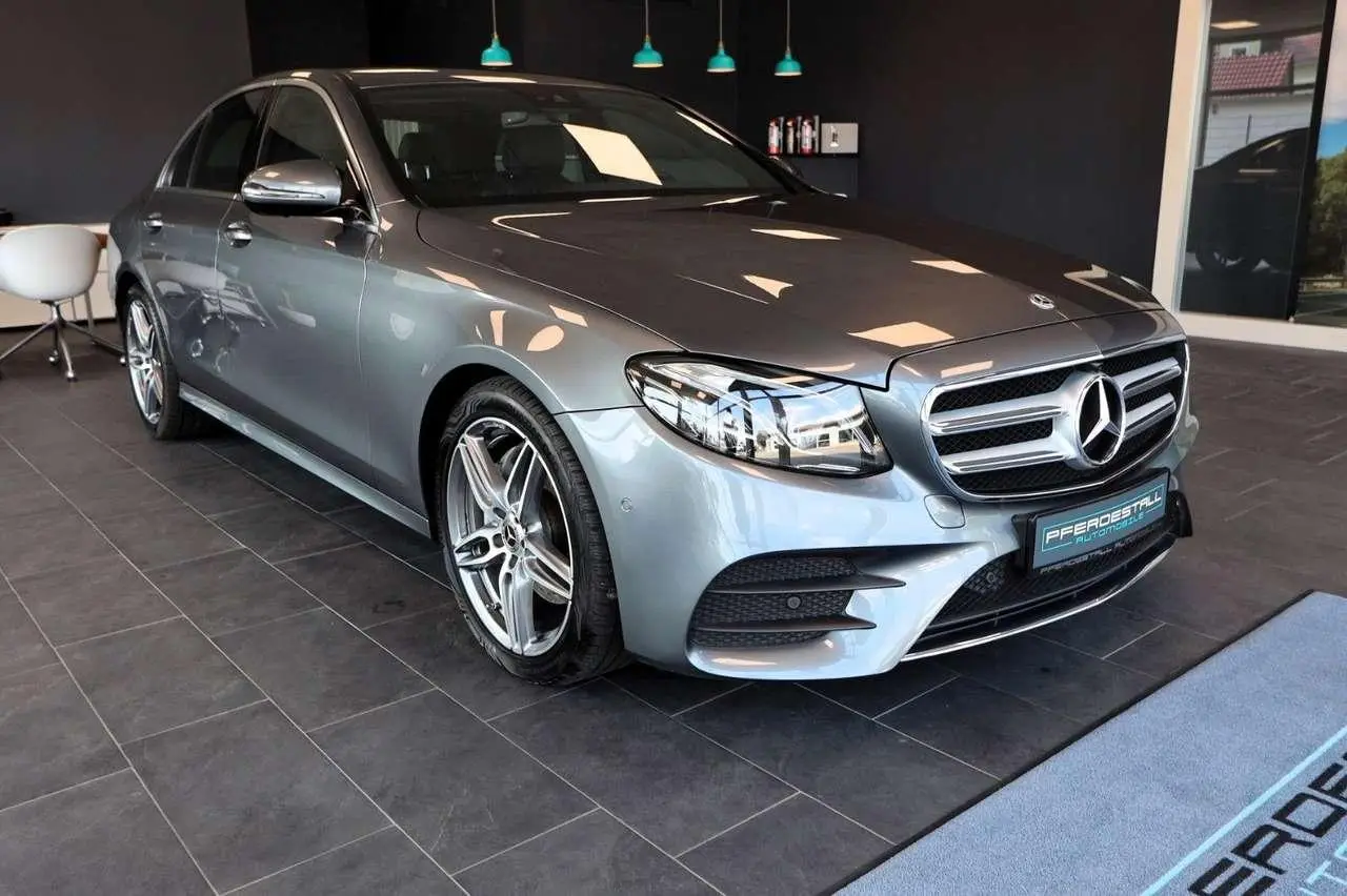 Photo 1 : Mercedes-benz Classe E 2019 Essence