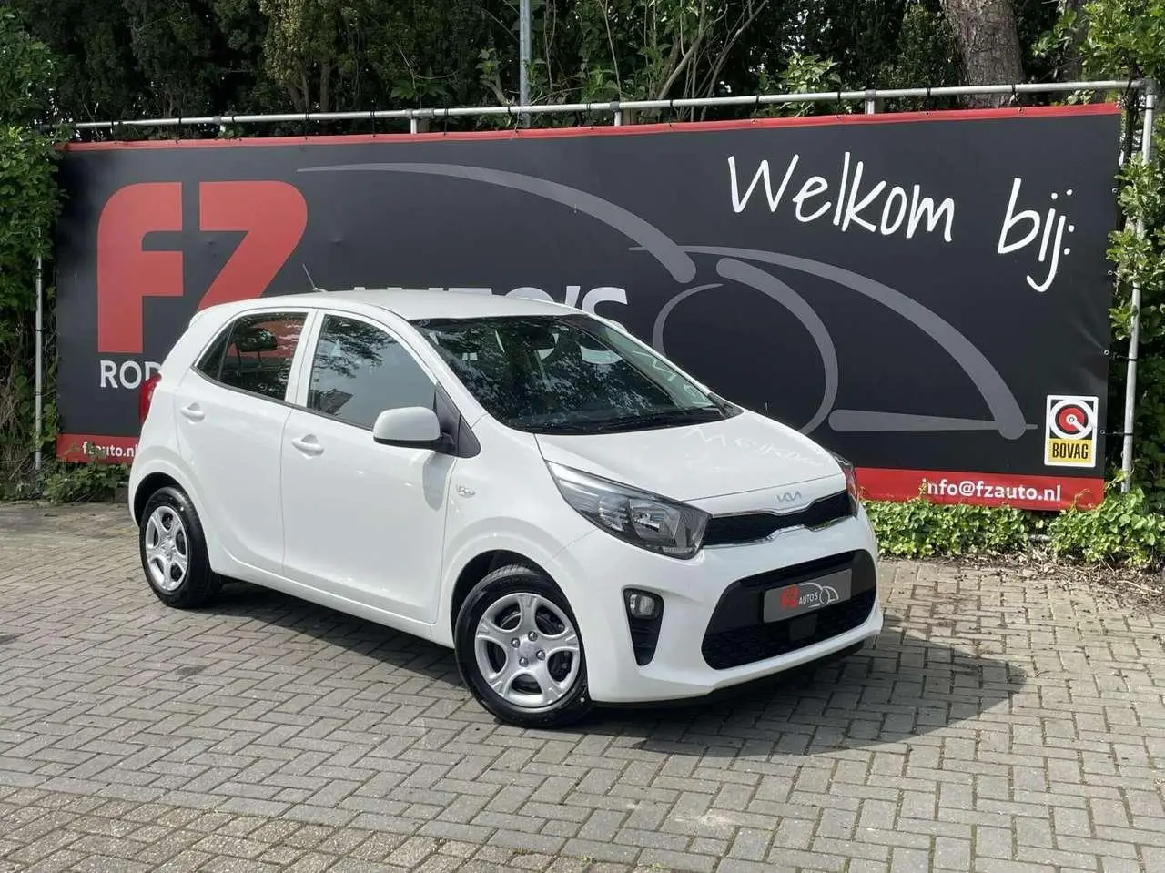 Photo 1 : Kia Picanto 2024 Essence