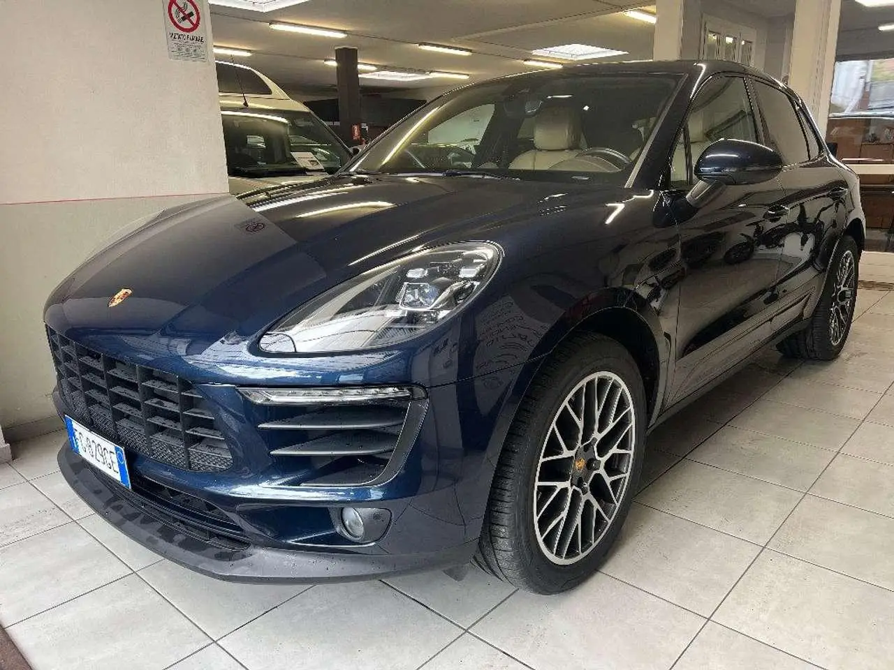 Photo 1 : Porsche Macan 2016 Diesel